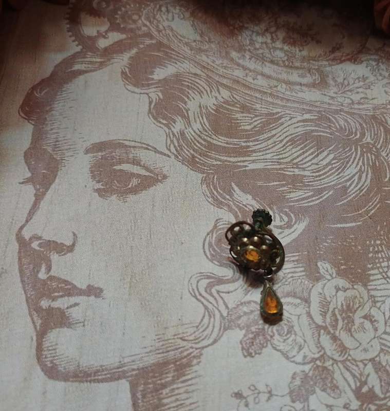 Vintage Costume Jewelry  | 11 |