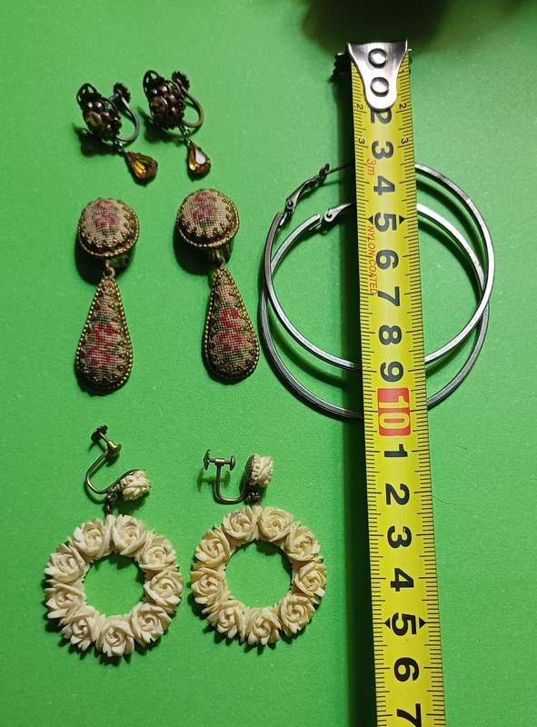 Vintage Costume Jewelry  | 11 |