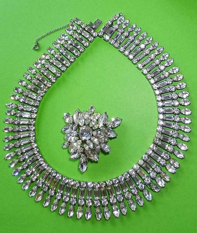 Vintage 1950's Necklace and Brooch | 15 |