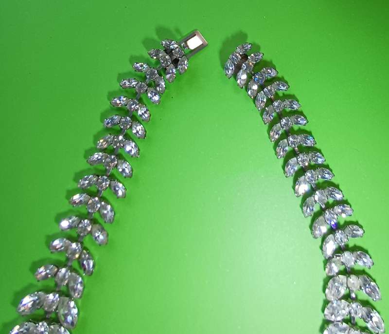 Vintage 1950's Rhinestone Necklace   | 16 |