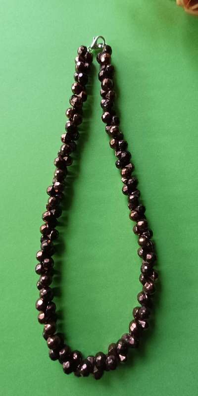 1950s glass bead necklace  | 22 |