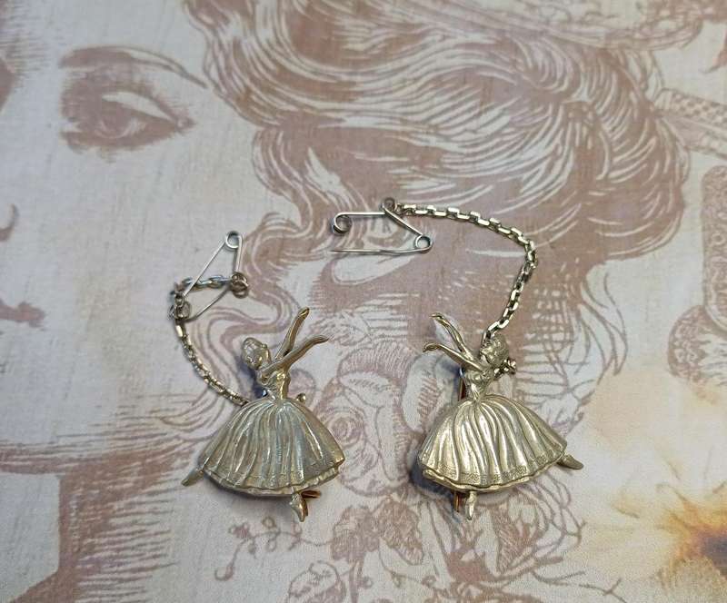 Vintage Sterling Silver Ballerina brooch/pins & Earings  | 31 |