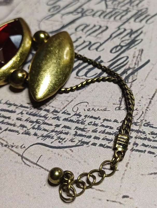 Red Stones with Metal Vintage Bracelet
