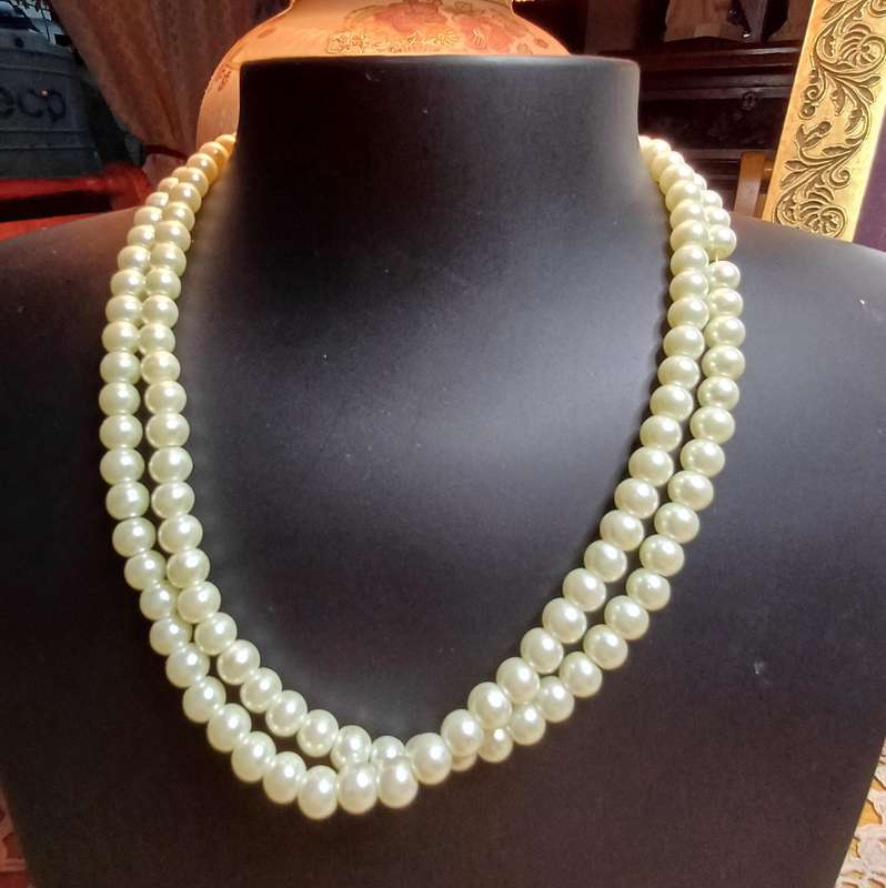 3 sets of Pearls Faux