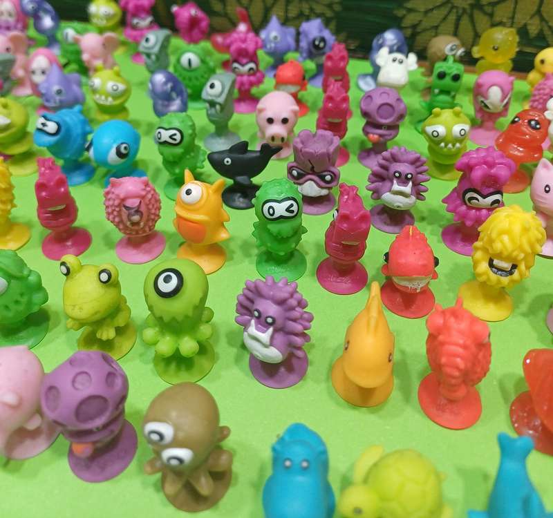 136 Original Stikeez Toys  Bulk Collection