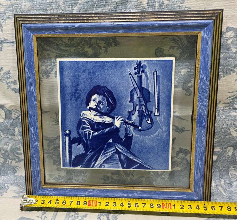 Vintage Delfts Blauw Holland Ceramic Tile in Frame