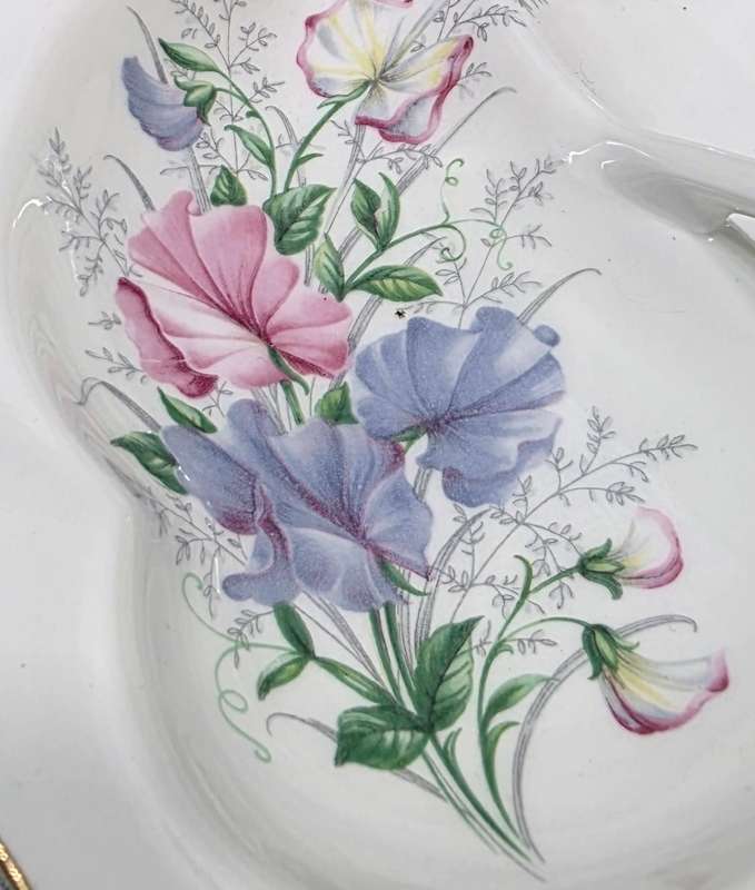 ROYAL ALBERT LEAF DISH | SWEET PEA | FRIENDSHIP SERIES |