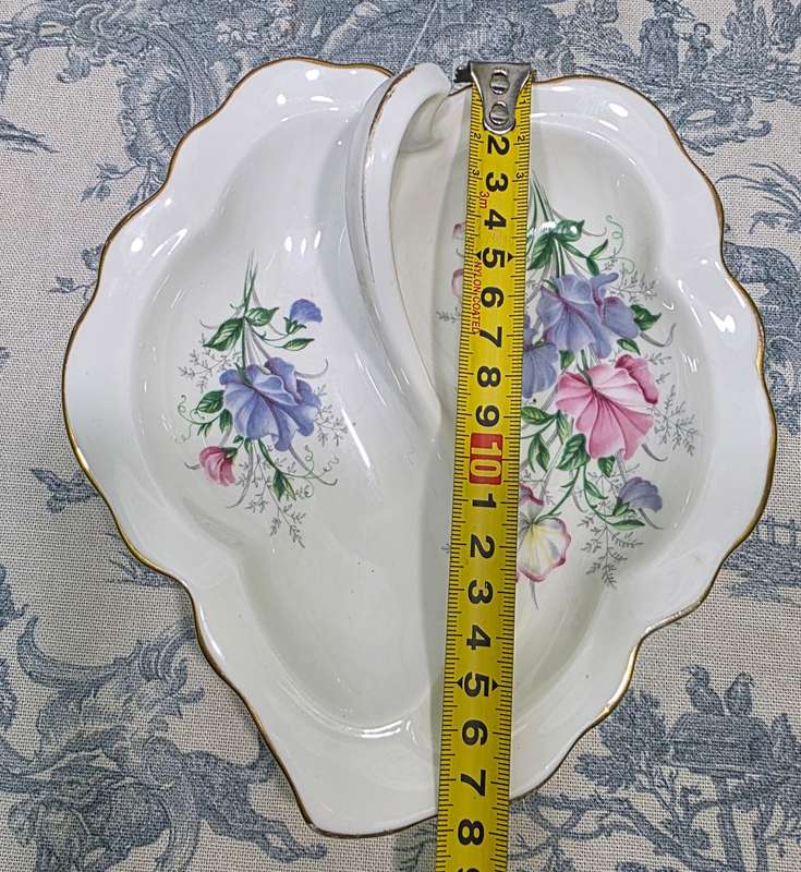 ROYAL ALBERT LEAF DISH | SWEET PEA | FRIENDSHIP SERIES |