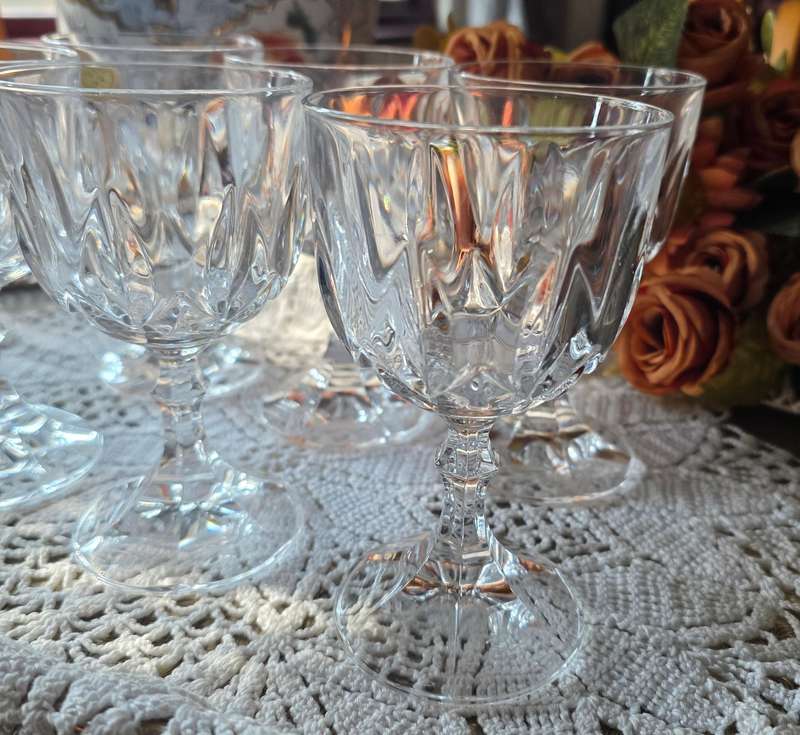 RCR Royal Crystal Rock 24% Lead Crystal RED Wine Glasses Set of 6