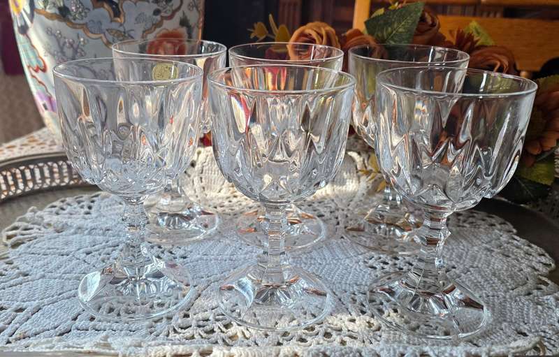 RCR Royal Crystal Rock 24% Lead Crystal RED Wine Glasses Set of 6