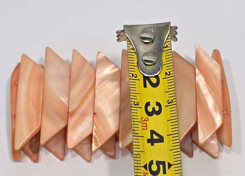 Vintage Stretch Bracelet | Peach Shell Pearls | Flexible Fit