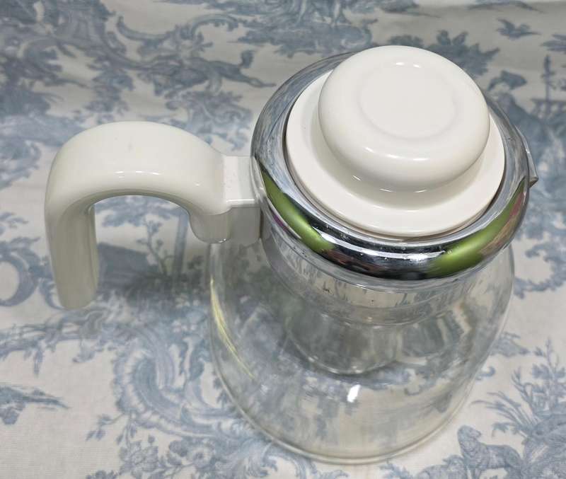 Vintage 1970s Pyrex Coffee/Tea Server | 2-in-1 Hot or Cold with Glass Ice Holder
