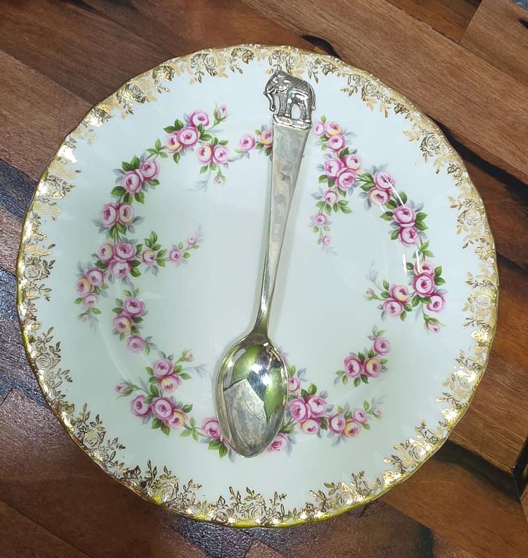 Vintage Sterling Silver Collectors Teaspoon | Elephant Design | 14.31g