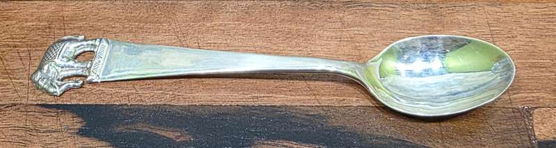 Vintage Sterling Silver Collectors Teaspoon | Elephant Design | 14.31g