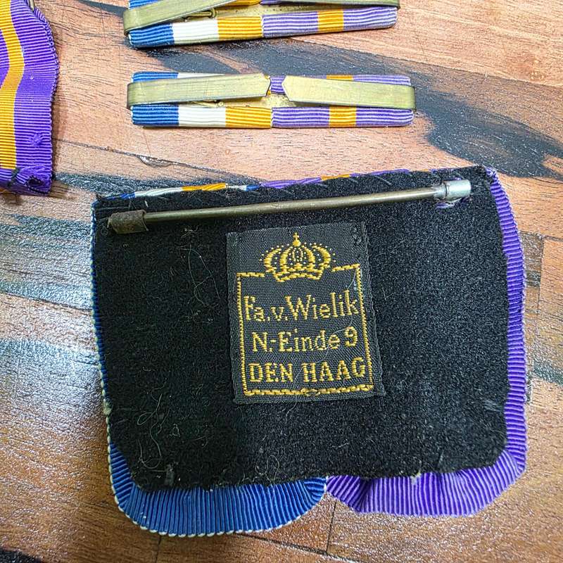 Ribbon Bars