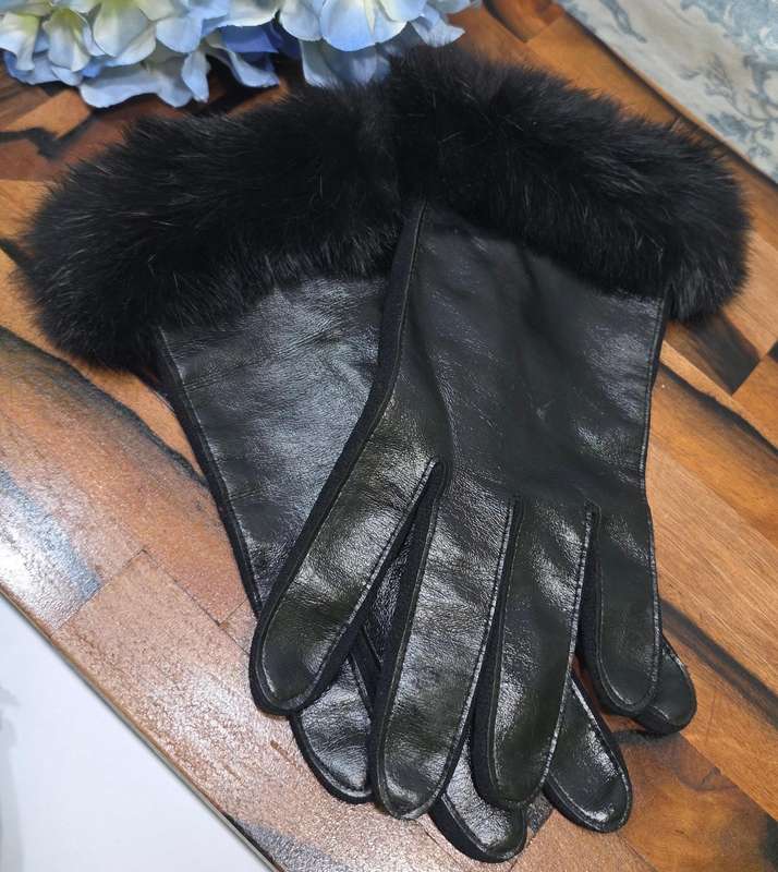 Real RABBIT FUR & leather gloves, insulated winter gloves, black rabbit fur on black leather gloves