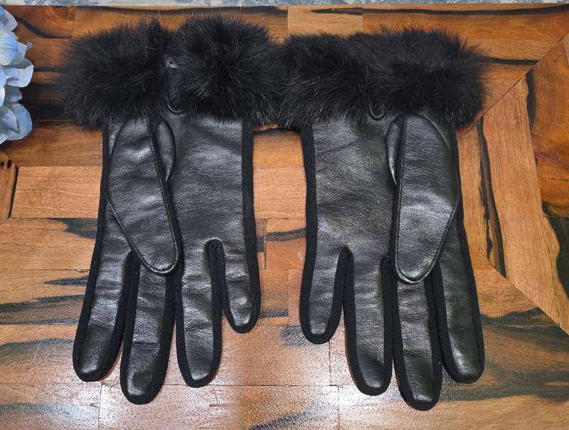 Real RABBIT FUR & leather gloves, insulated winter gloves, black rabbit fur on black leather gloves