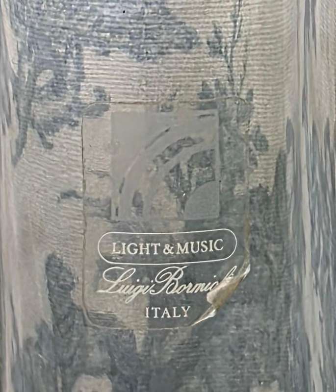 GLASS DECANTER FOR YOUR COLLECTION