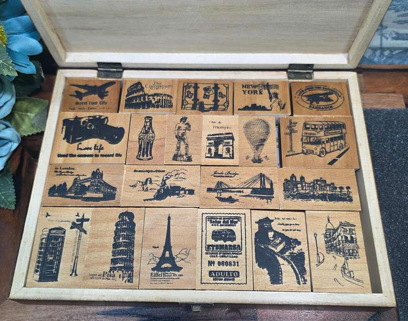 Wooden Rubber Stamp box sets 1 set-- Vintage stamp gift box