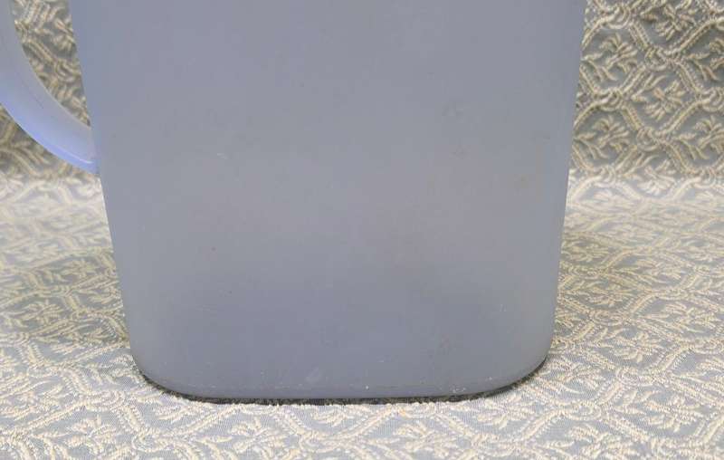 Tupperware Jug