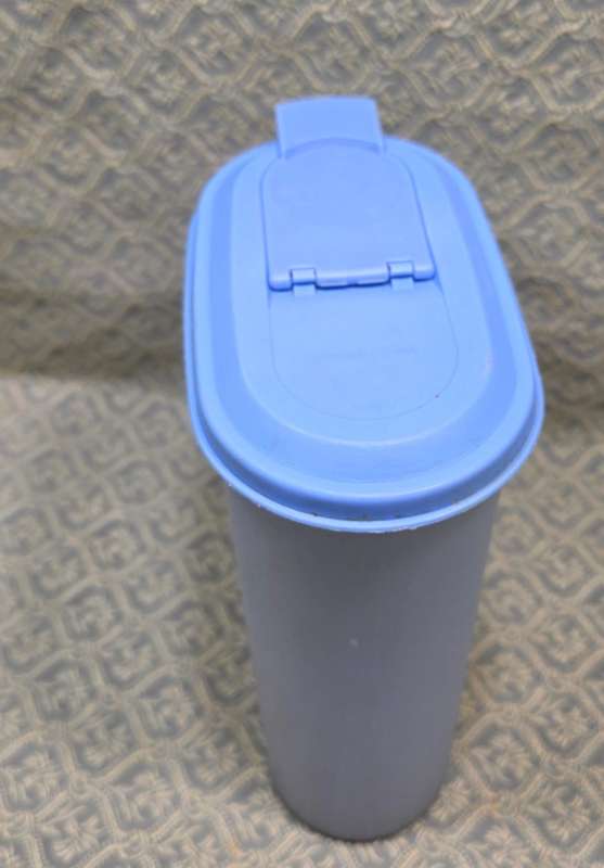 Tupperware Jug