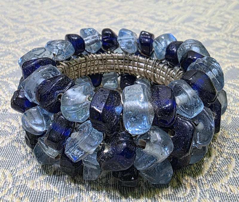6 Glass Beads Napkin Rings