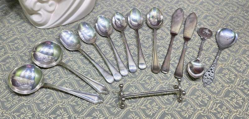 BUNDLE OF CUTLERY
