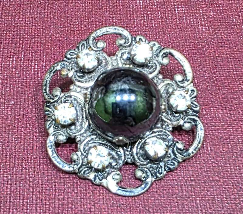 3 BROOCHES FOR YOUR COLLECTION