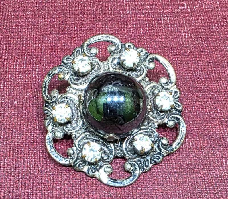 3 BROOCHES FOR YOUR COLLECTION