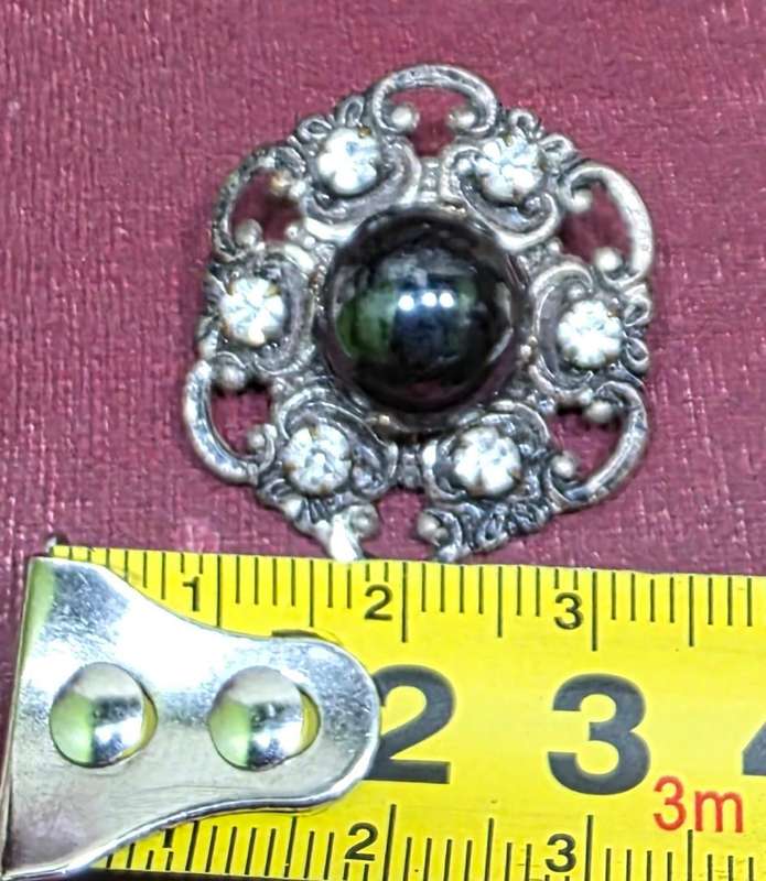 3 BROOCHES FOR YOUR COLLECTION