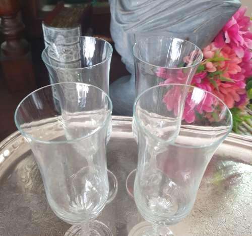 4 champagne flute glasses