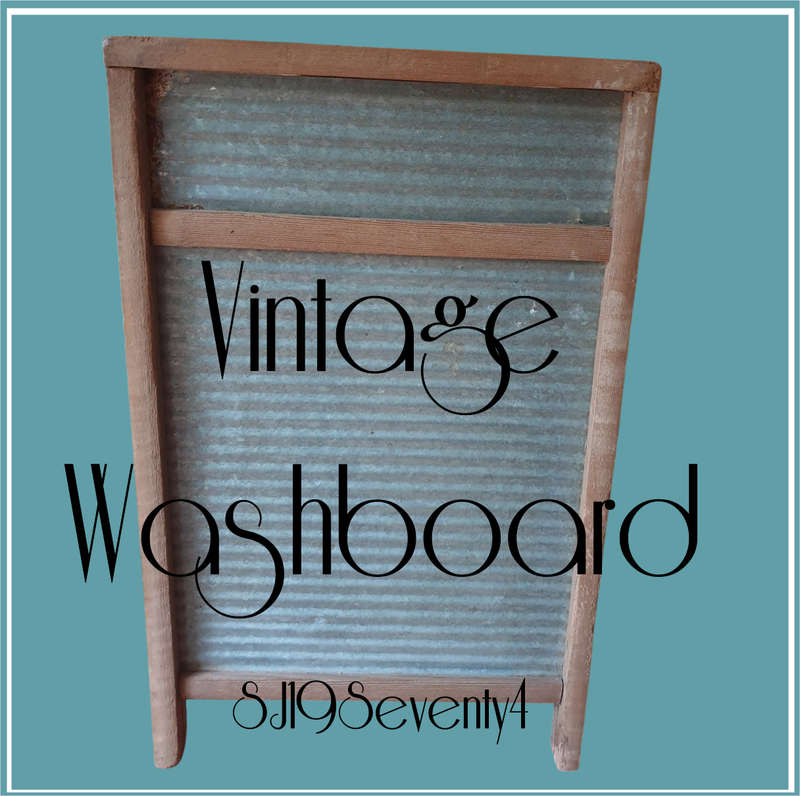 Vintage Washboard for your collection