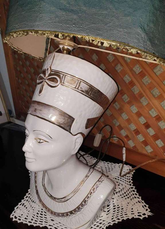 VINTAGE LAMP