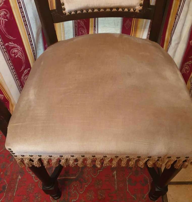 Antique Chair | 60 x 49 x 105 cm High |
