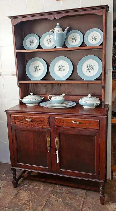 Solid Old English Oak display sideboard