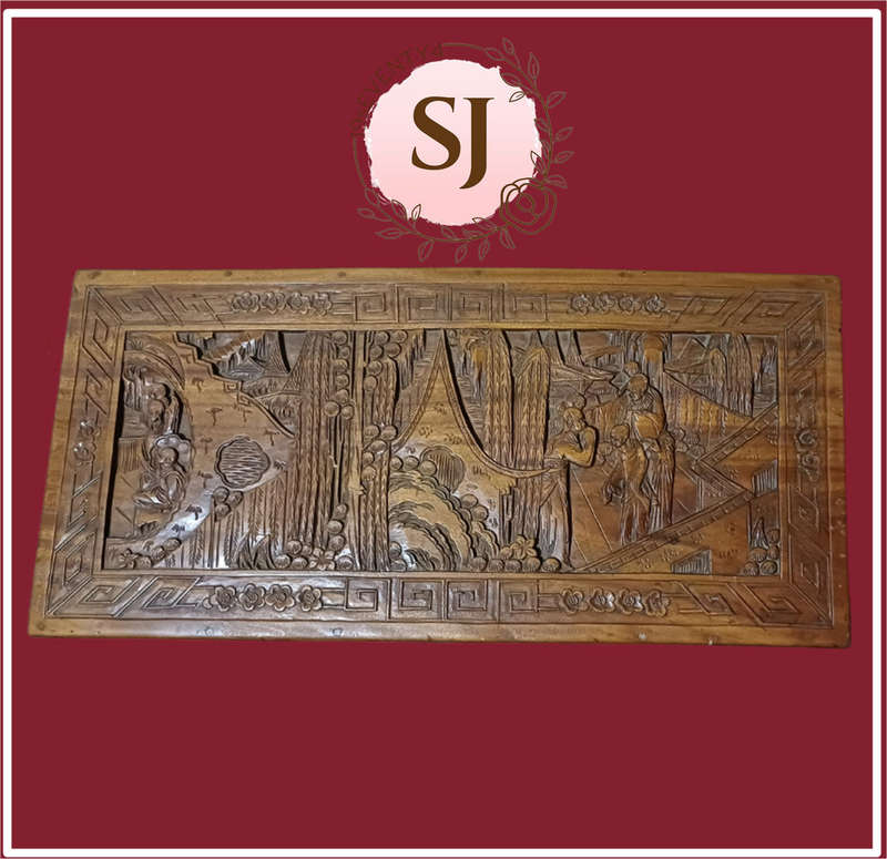 Oriental Camphor kist - hand carved
