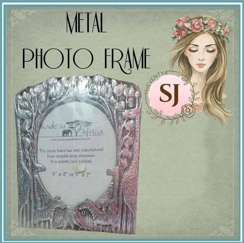 METAL PHOTO FRAME | NEW |