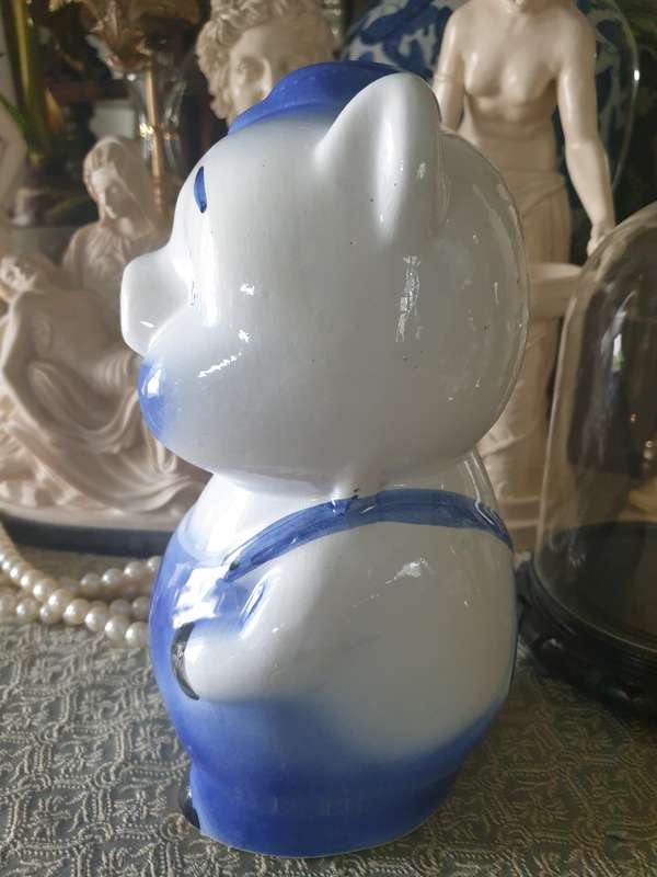 Vintage large ceramic piggy bank, very cute and kitsch