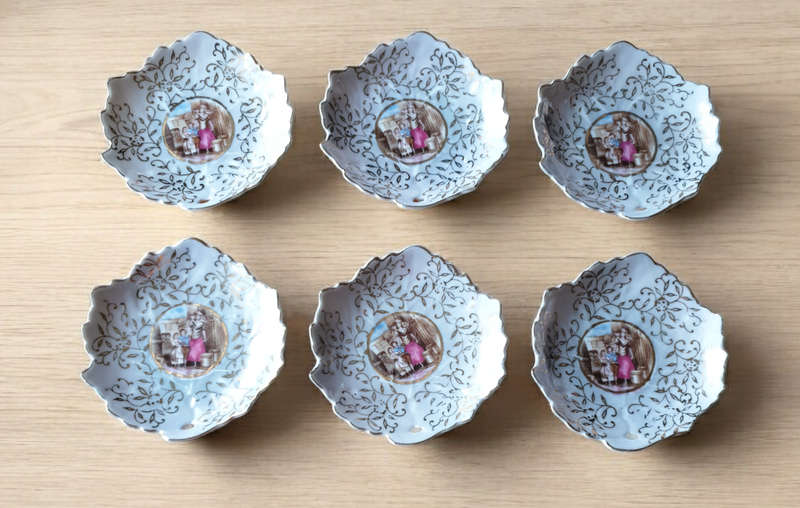 Hand Painted Porcelain Leaf Plates w/Gold Trim Couple Set 6