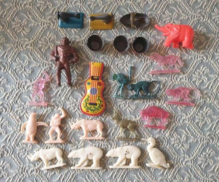 1950`s Lucky Dip Toys | vintage | RARE FIND |