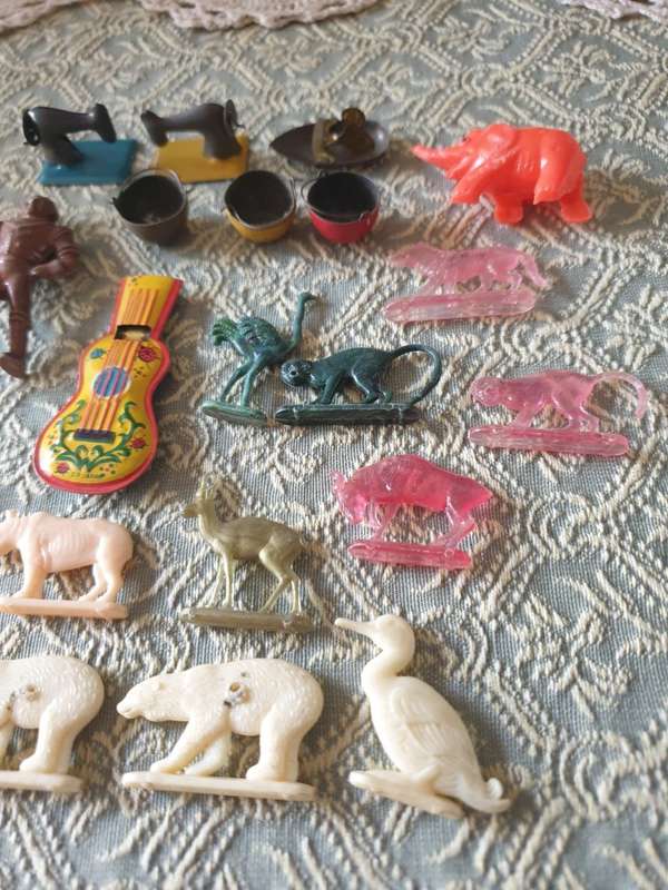 1950`s Lucky Dip Toys | vintage | RARE FIND |