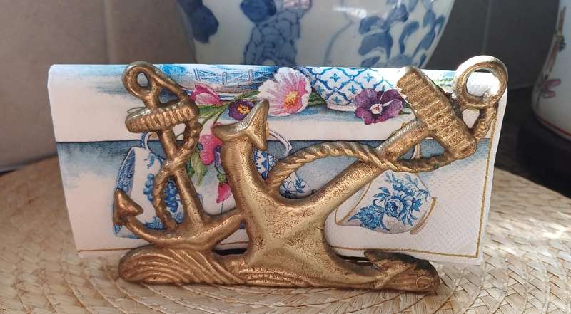 Vintage Brass Letter Holder  1970s Charm with Nautical Flair | 14 x 3 x 10 cm High |