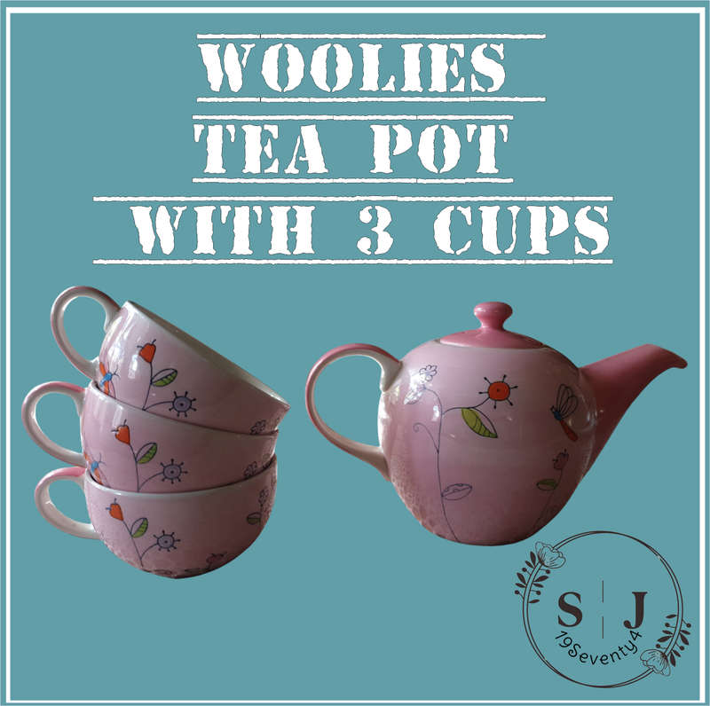 Woolworths Tea Pot with 3 Cups