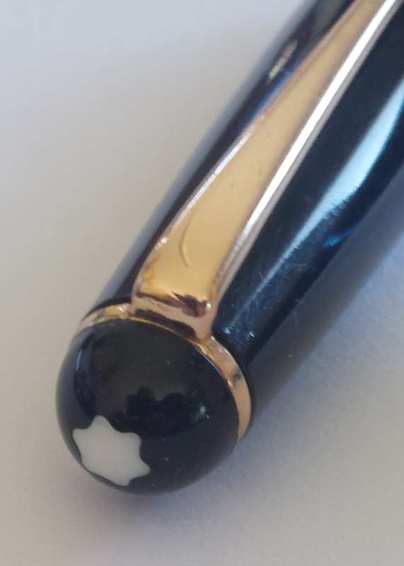 Vintage Montblanc 342 fountain pen working just needs ink Value R3500