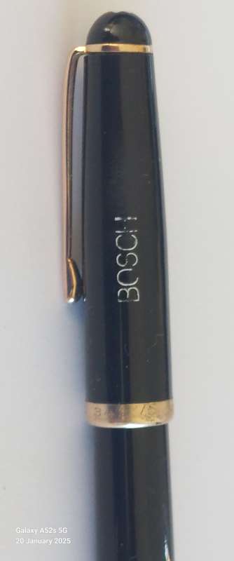 Vintage Montblanc 342 fountain pen working just needs ink Value R3500