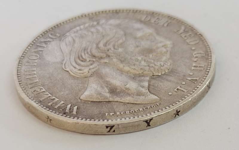 Amazing 94.5% silver 1874 2½ Guilden Willem III coin Value R1200