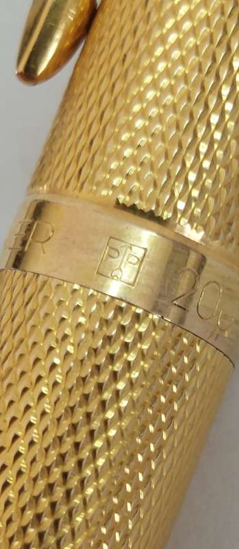 Rare vintage Parker 75 Grain D'Orge gold plated fountain pen with 14ct gold nib Value R2500