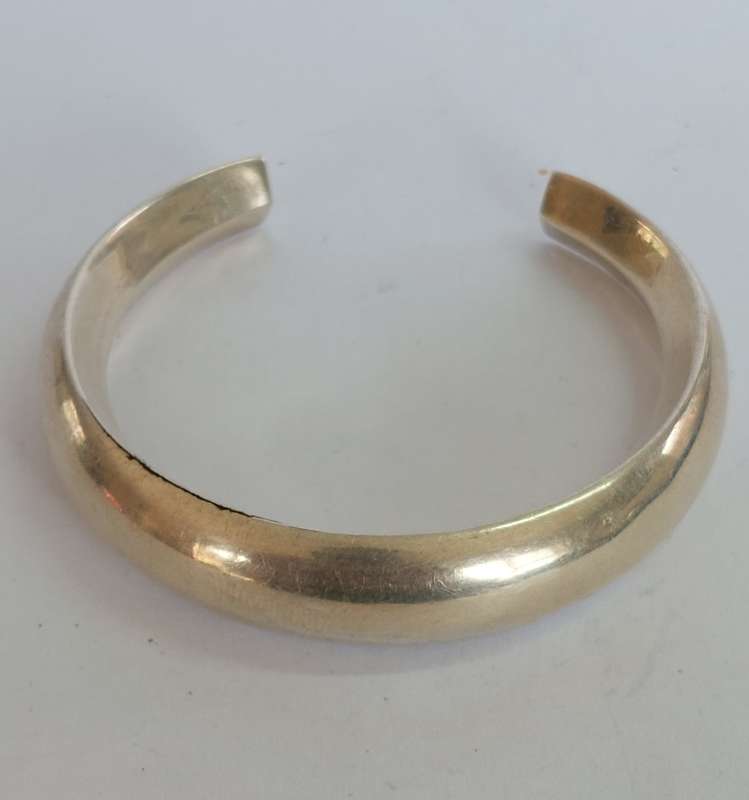 Rare vintage sterling silver childs rattle bangle 14.8g