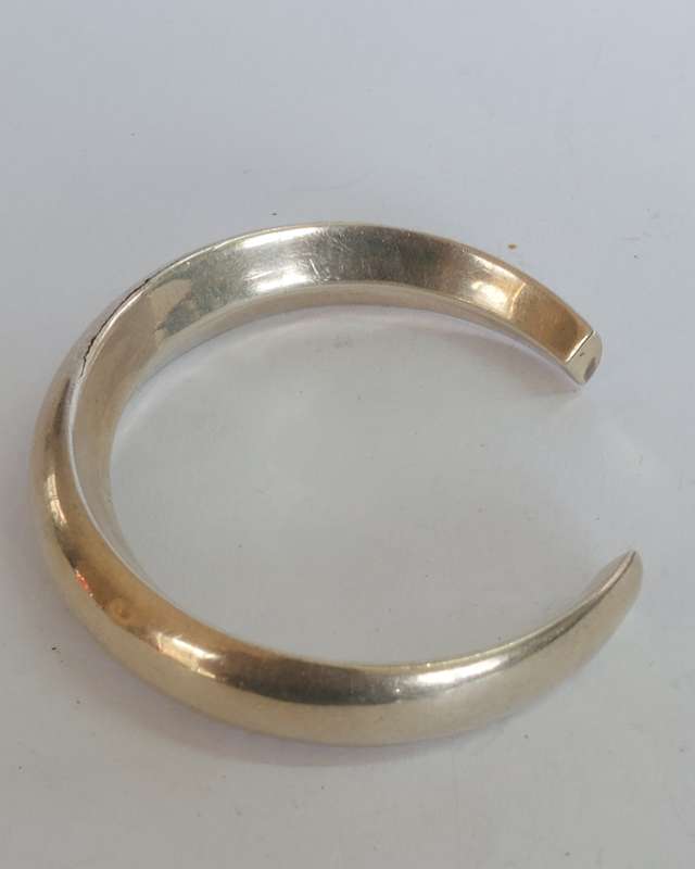 Rare vintage sterling silver childs rattle bangle 14.8g