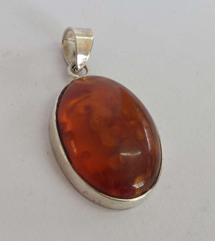 Stunning vintage sterling silver cognac amber pendant 4.6g